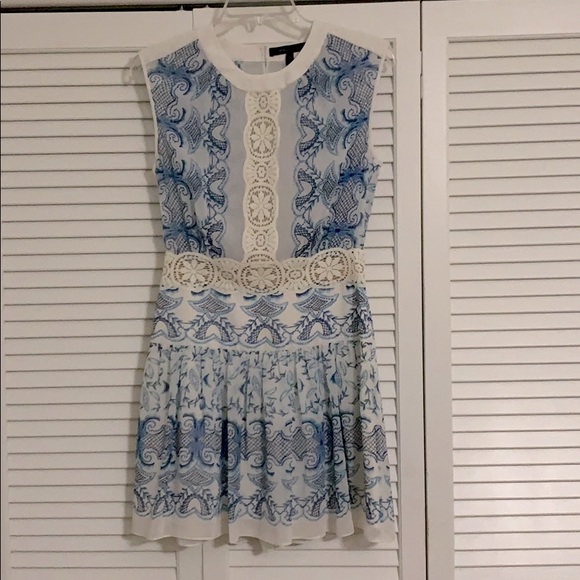 BCBGMaxAzria Dresses & Skirts - [BCBGMaxAzria] dress size 2